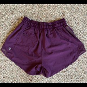 lululemon hotty hot short 4”